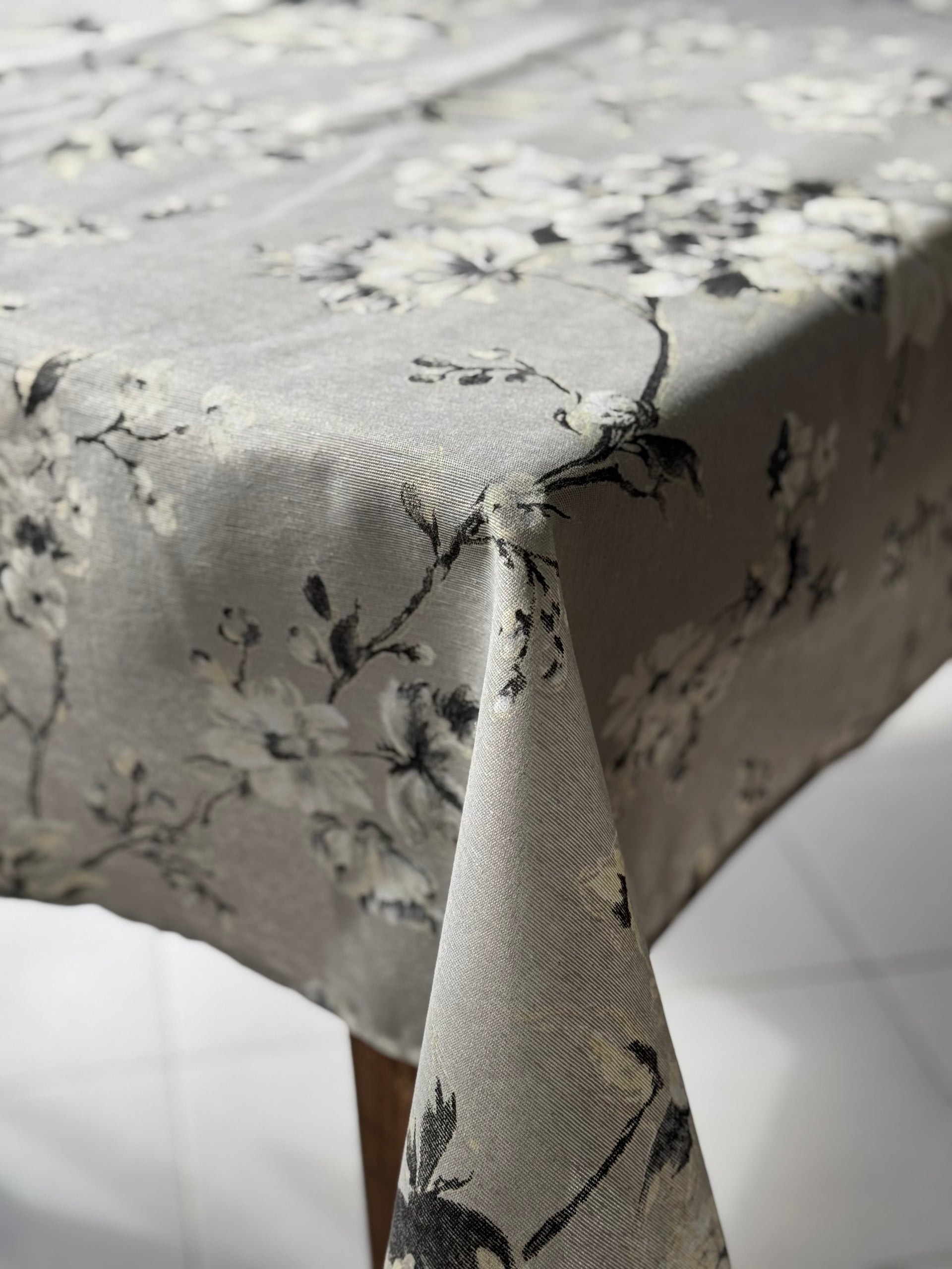 Tovaglia Floreale 12 posti 140x240cm "MelellaHome"