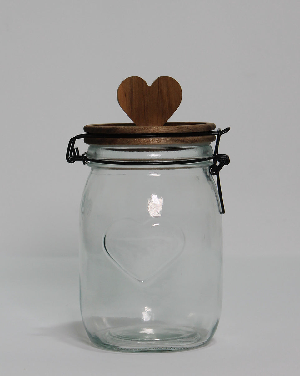 Barattolo in vetro con tappo in legno wooden heart lid