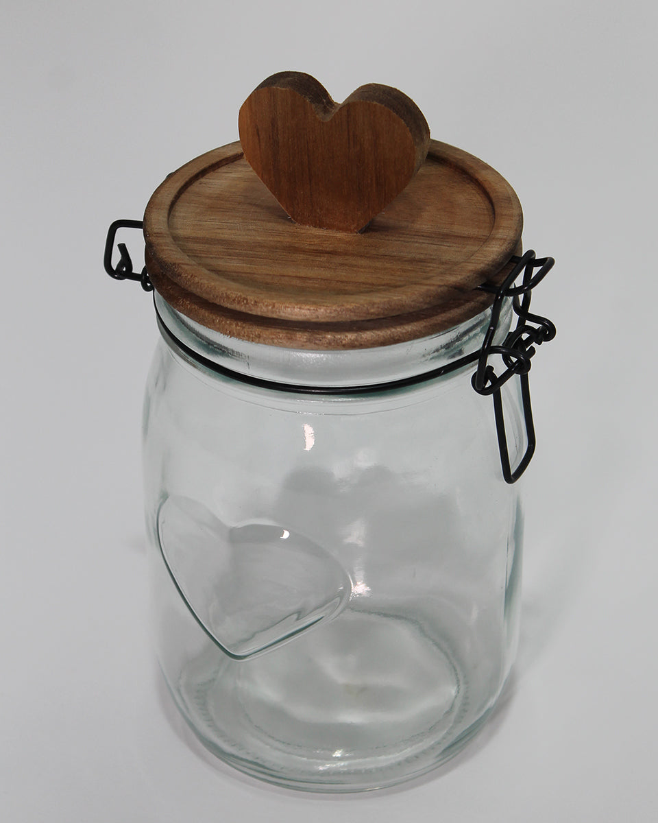 Barattolo in vetro con tappo in legno wooden heart lid