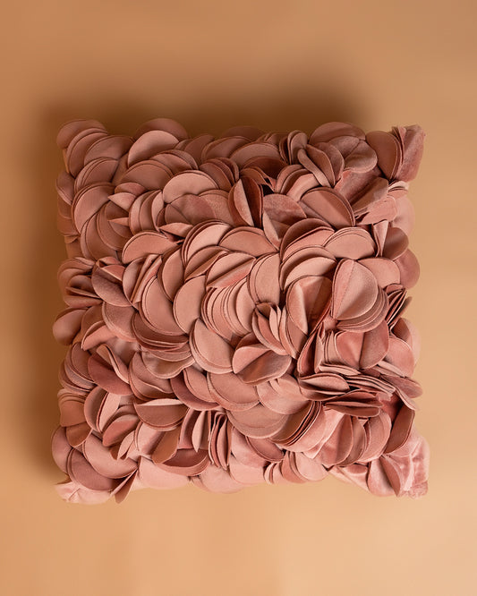 Cuscino effetto foglie in velluto con cerniera, colore Rosa antico